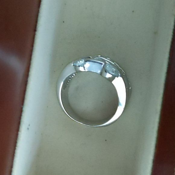 Silver ring - Picture 8 of 8